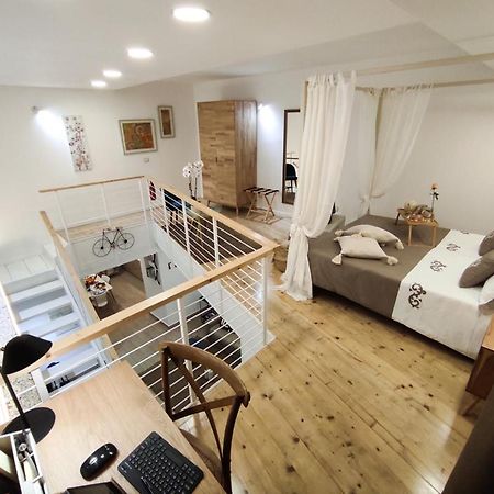 Loft Del Teatro Lägenhet Syrakusa Exteriör bild